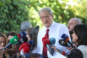 35-vjetori i PD, Berisha kujton kohën kur Rama ishte pjesë e saj: Na u bashkua në fillim si pedagog i Arteve, por më vonë u kthye në fatkeqësi