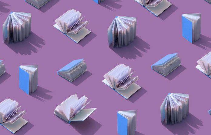 books-1026-g-2209381415